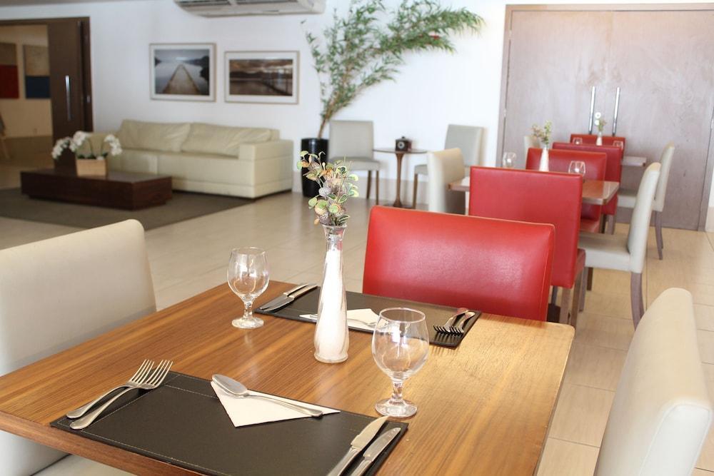 Ramada Hotel & Suites Campos Pelinca Campos dos Goytacazes Ngoại thất bức ảnh