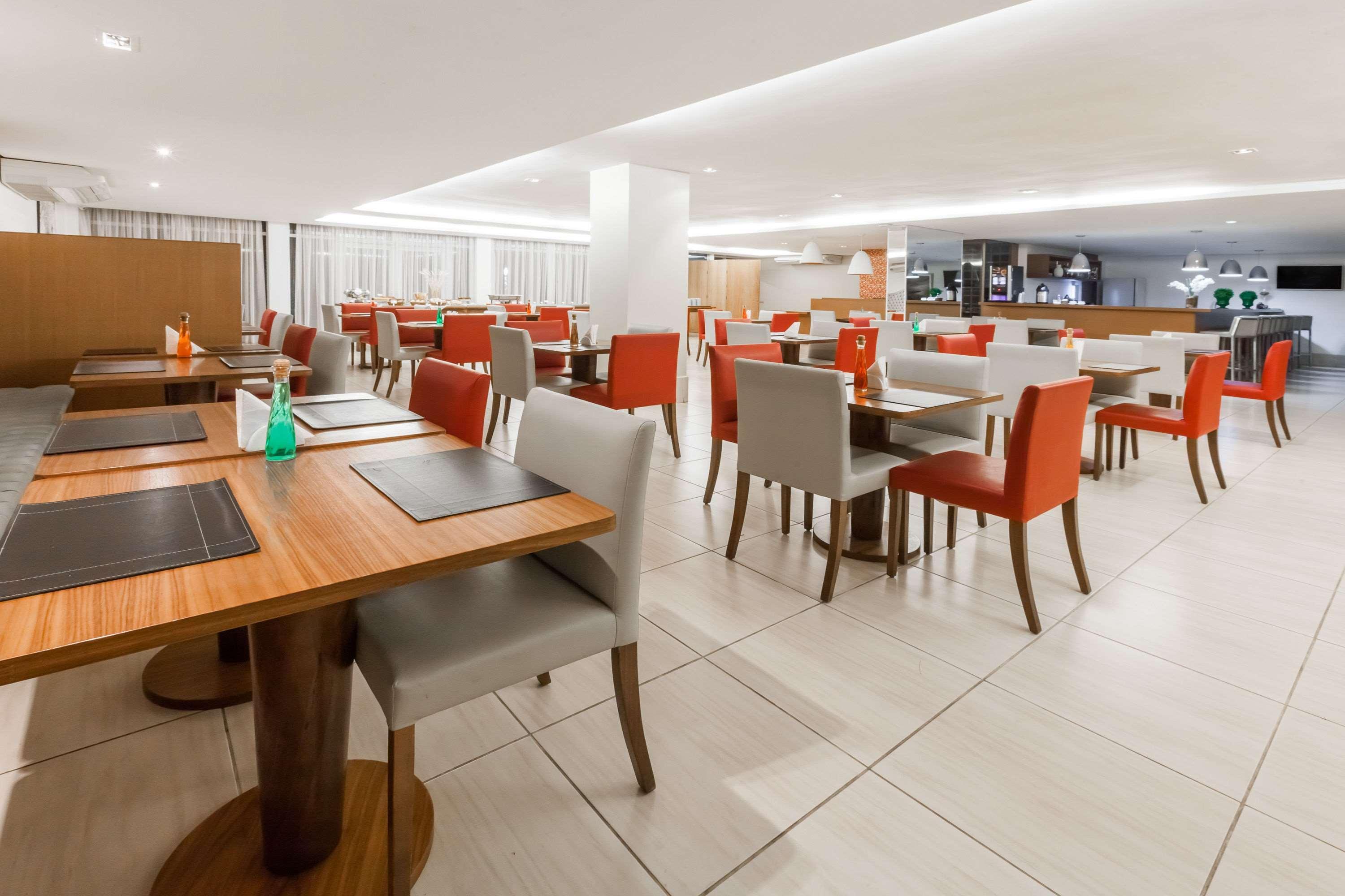 Ramada Hotel & Suites Campos Pelinca Campos dos Goytacazes Ngoại thất bức ảnh