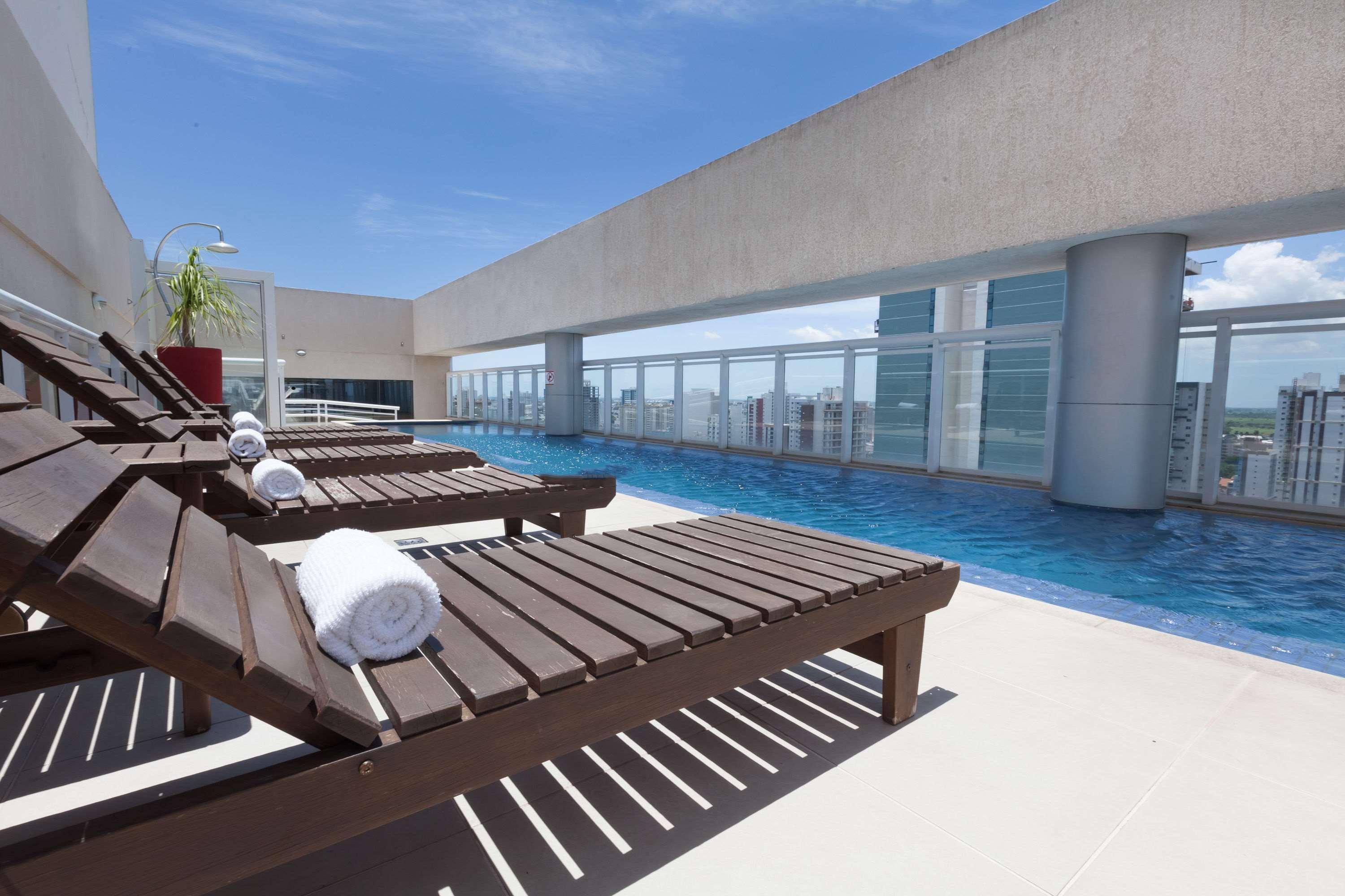 Ramada Hotel & Suites Campos Pelinca Campos dos Goytacazes Ngoại thất bức ảnh