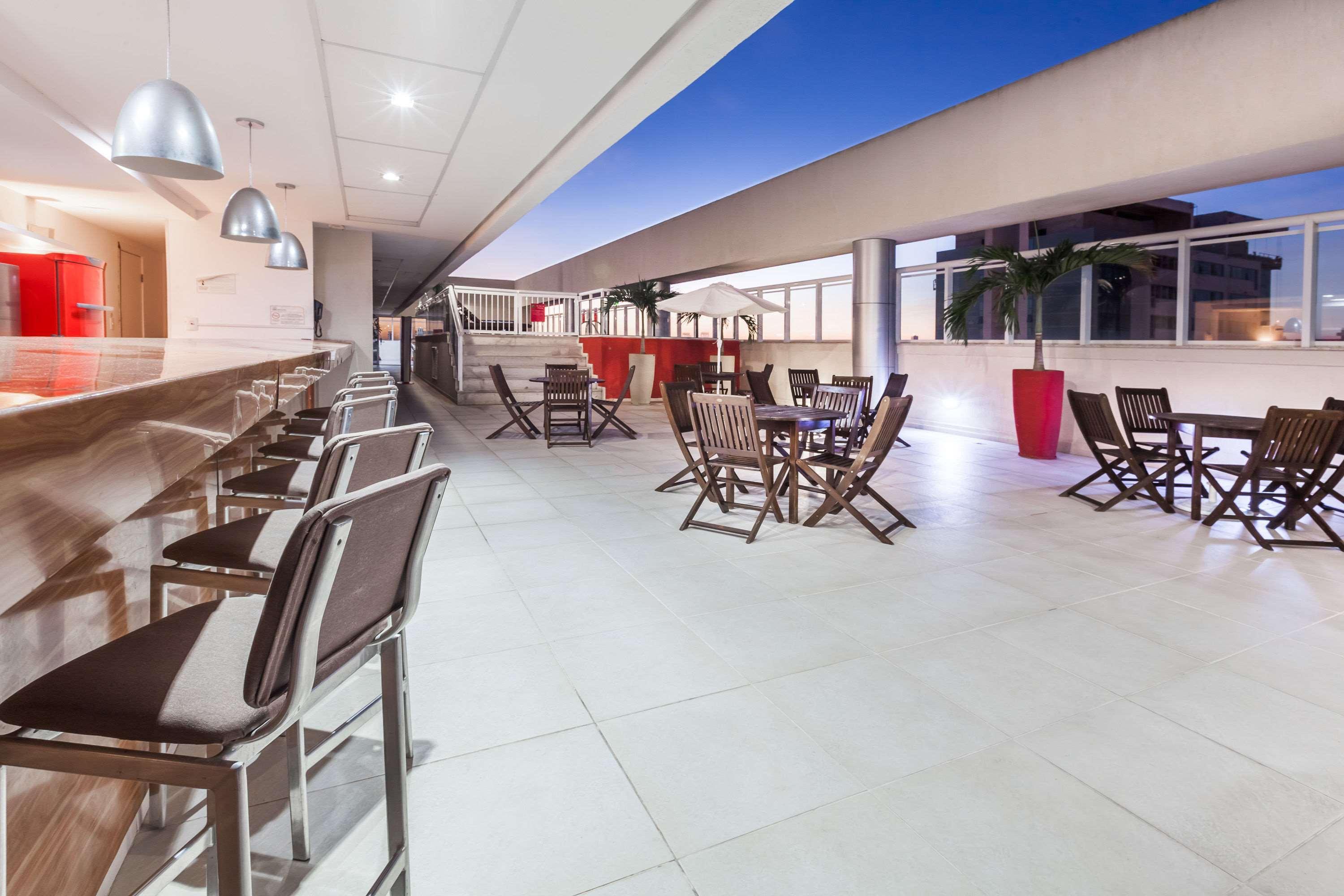 Ramada Hotel & Suites Campos Pelinca Campos dos Goytacazes Ngoại thất bức ảnh