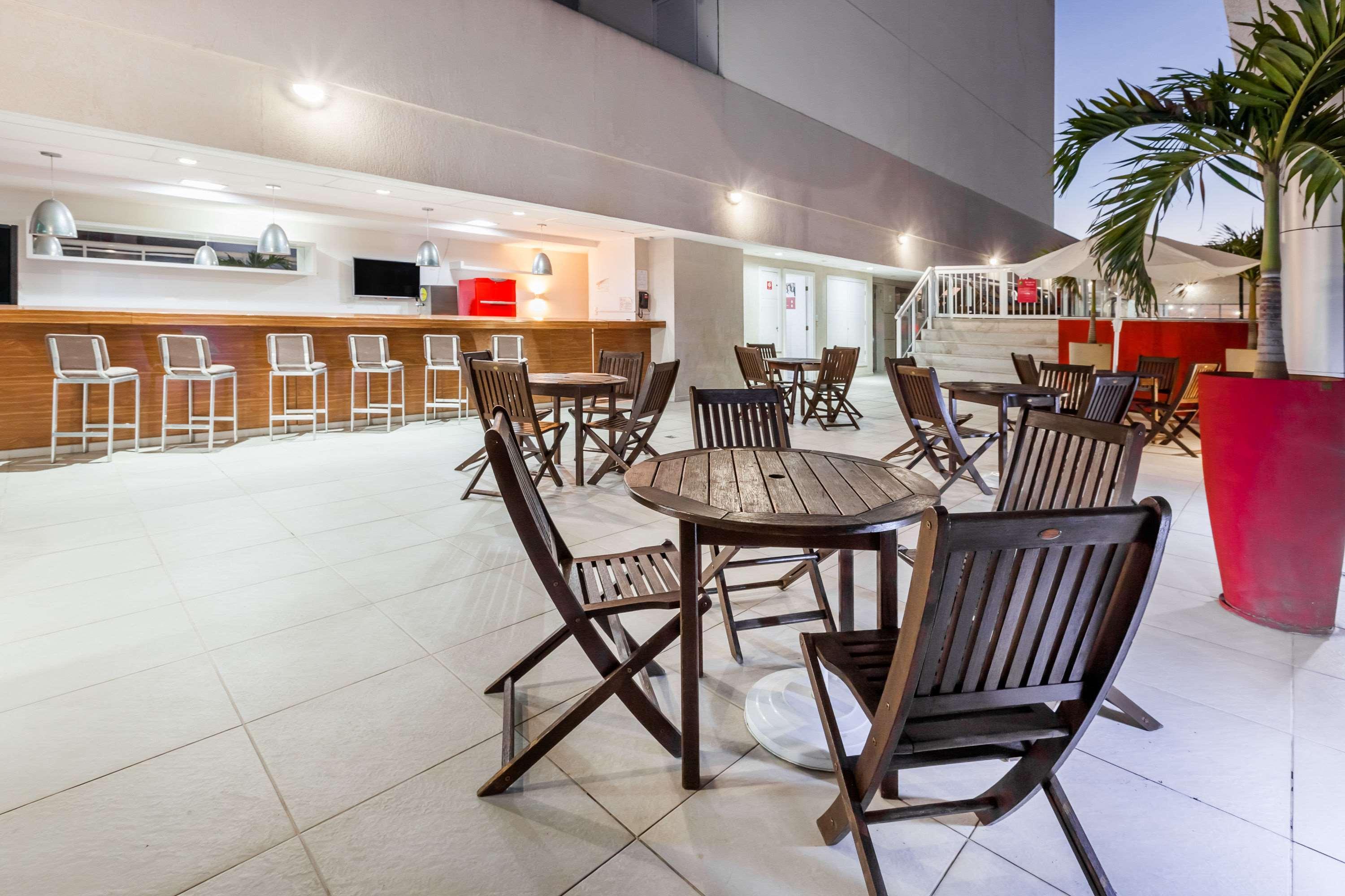 Ramada Hotel & Suites Campos Pelinca Campos dos Goytacazes Ngoại thất bức ảnh