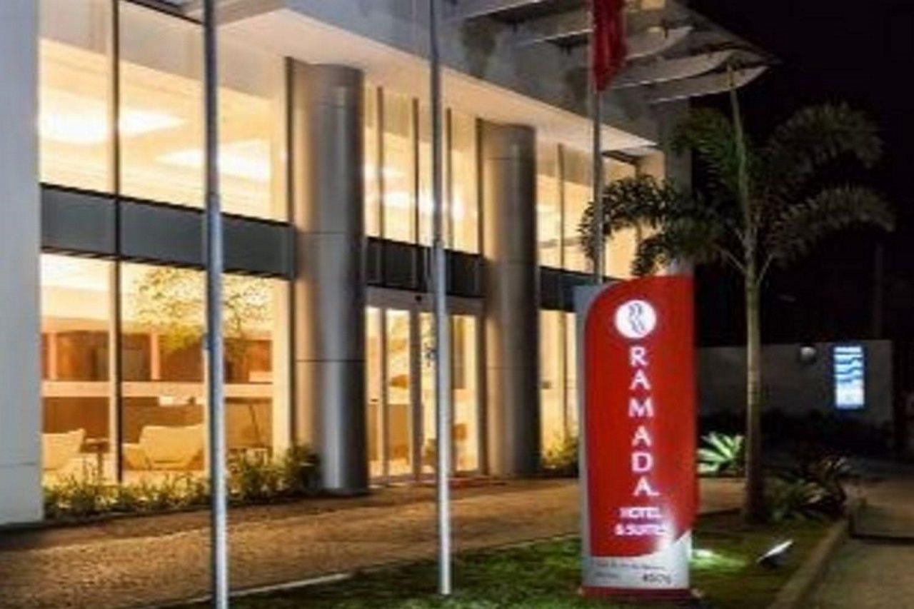 Ramada Hotel & Suites Campos Pelinca Campos dos Goytacazes Ngoại thất bức ảnh